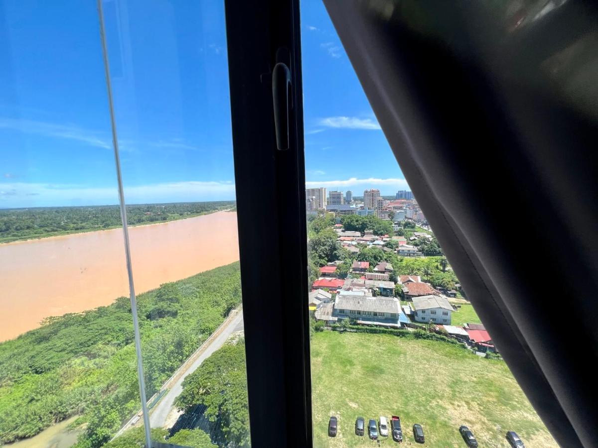 Riverview 8pax 3br In Kbtown Ps4, Netflix A-3-2 * Kota Bharu